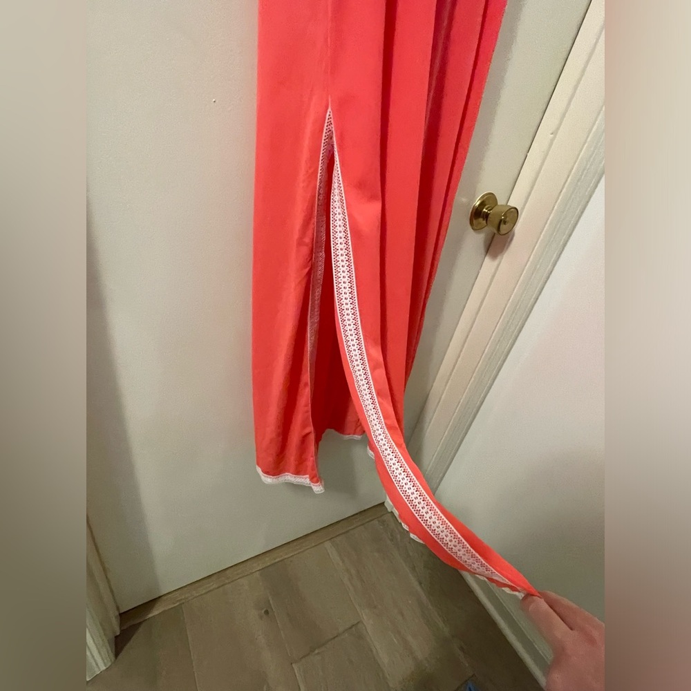 Vintage 70’s Coral Empire Waist Nightgown Lace Trim. Sz Sm
Perfect for festival - Picture 4 of 5